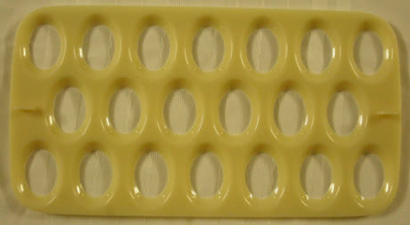 Standard egg tray for incubator hatcher Rcom 20
